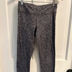 Athleta Girl Printed Chit Chat Tight Color: Black Pebble Print Size: XL/14